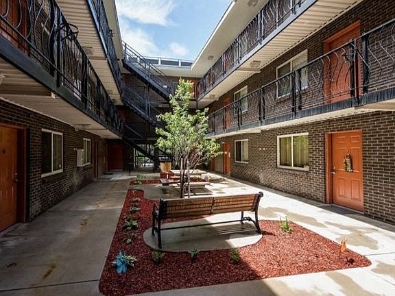 2nd image of 1122 N Pearl St APT 304
