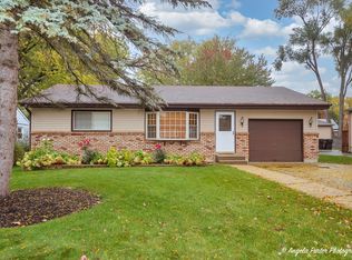 1618 Knoll Ave, McHenry, IL 60050