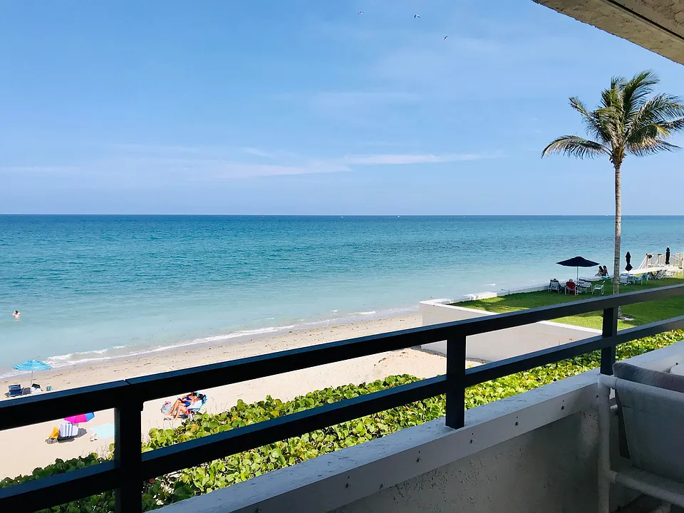 3560 S Ocean Blvd #301