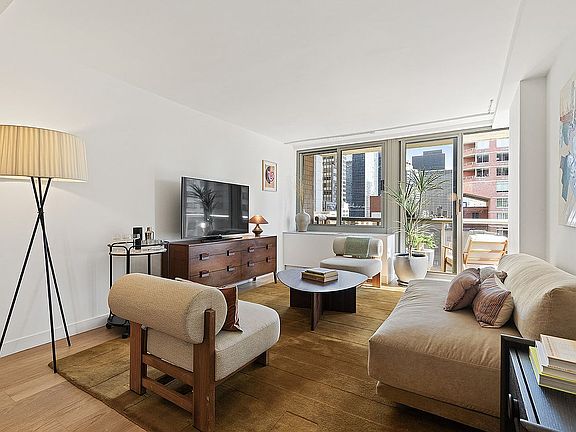 2nd image of 234 E 46th St APT 704