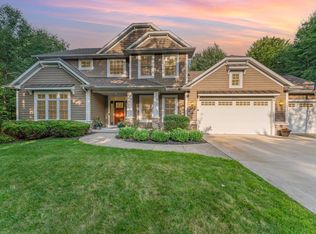 2088 N Rolling Ridge Dr, Midland, MI 48642
