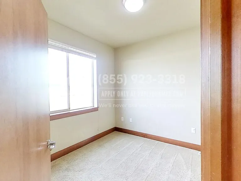 3800 NE 3rd Pl — Photo 14