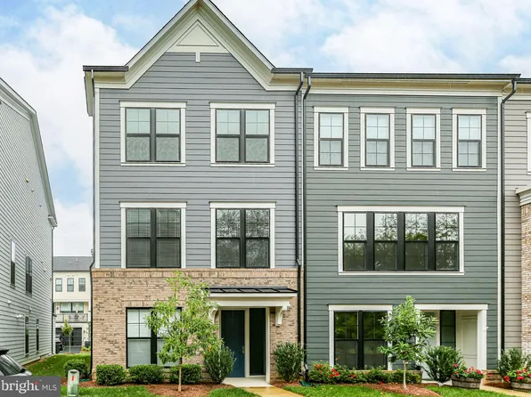 13723 Course View Way, Woodbridge, VA 22191