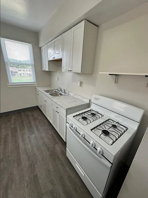 519 Marwood Avenue - 527 — Photo 1