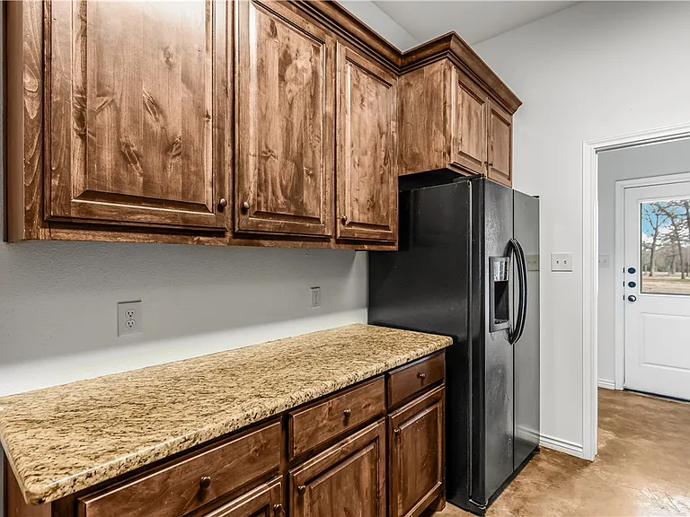 3933 John Sharp Pkwy #A — Photo 9