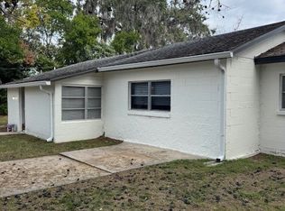 1205 S Dewey St, Eustis, FL 32726