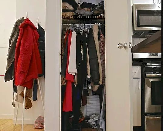 4th image of 190 E 7th St APT 108