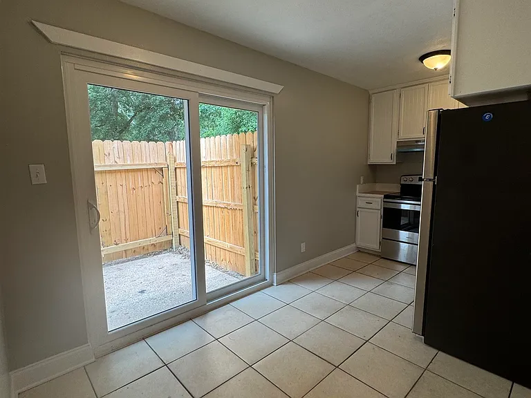 820-2 California St #2 — Photo 11