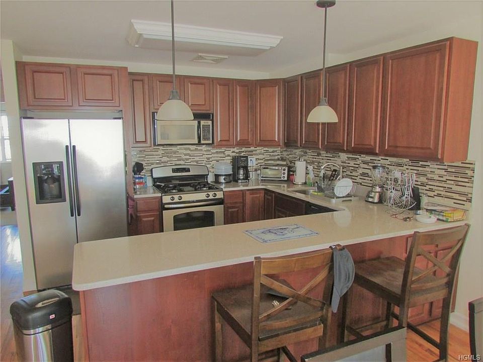 1st image of 10216 Rockaway Beach Blvd #3C