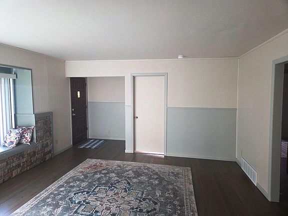 3rd image of 308 N Ash St