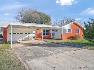 502 Circle Dr, Marietta, OK 73448