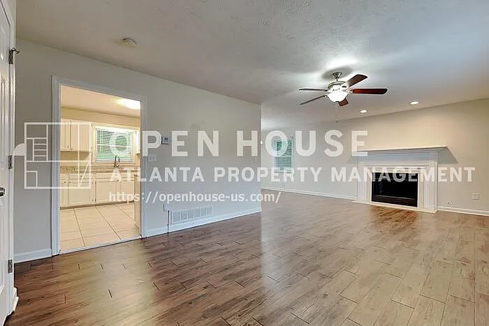 3253 Glynn Mill Dr — Photo 3