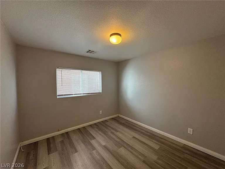 11695 Tierney Creek Dr — Photo 8