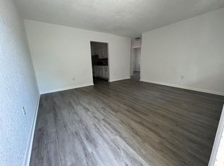 6762 NW 6th Ct, Miami, FL 33150