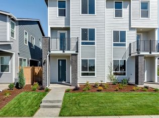 3665 SE Nebula Ln, Hillsboro, OR 97123