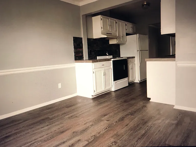3611 Harbinger Rd — Photo 3