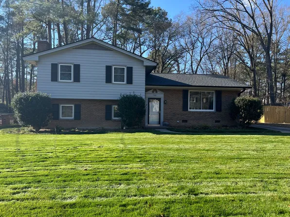 708 Austin Ave, Cary, NC 27511
