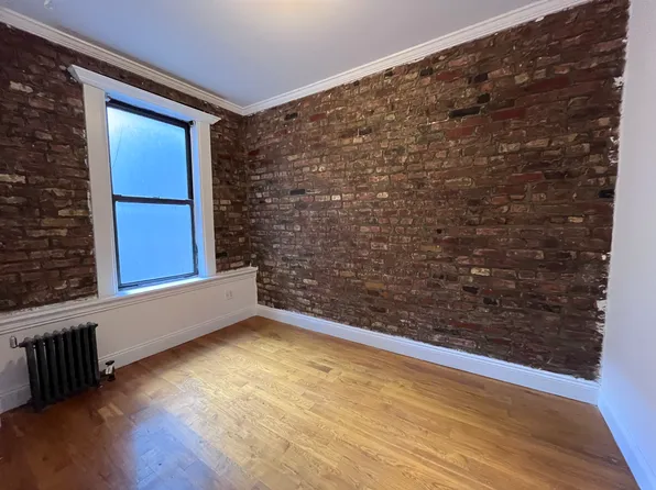 190 South 8th Street image 6 of 9