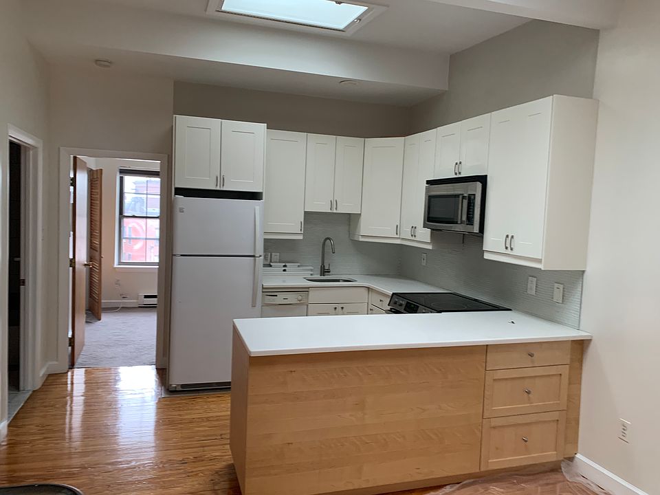 1st image of 38 Williams St APT D