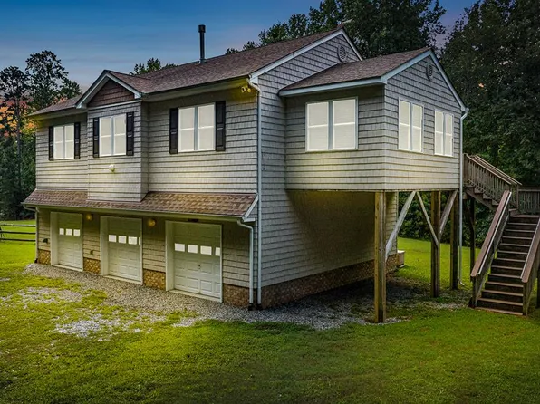 1349 James Wharf Rd, White Stone, VA 22578