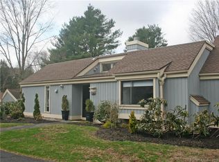 461 Heritage Vlg #A, Southbury, CT 06488