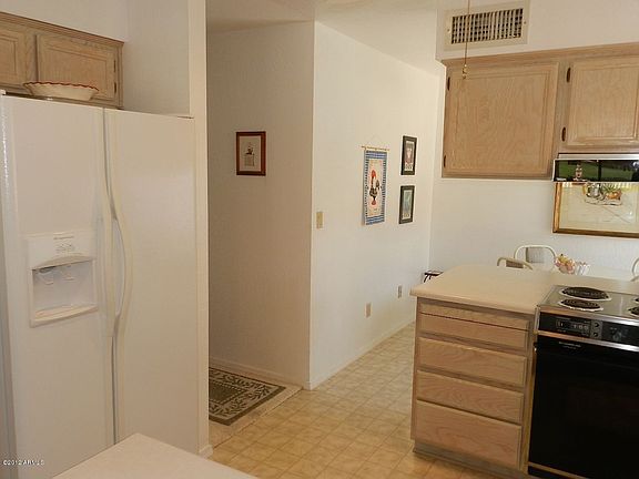 3rd image of 8873 E Fairway Blvd
