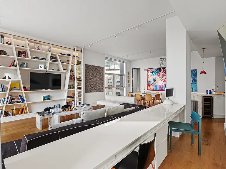 471 Washington St #4B — Photo 13