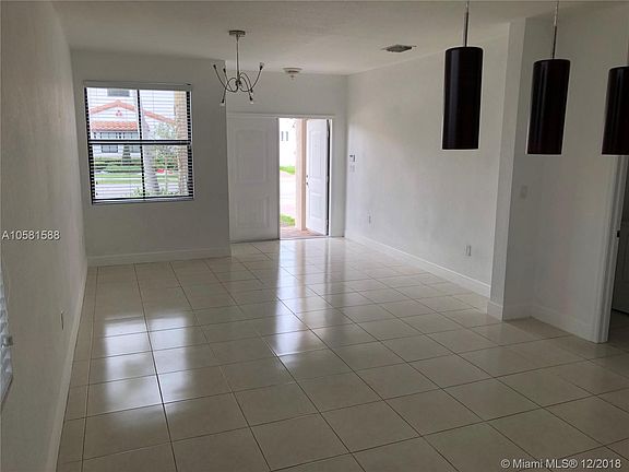 2nd image of 887 NW 104th Ave