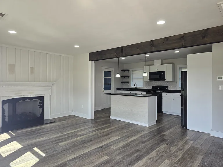 3848 Zion Rd — Photo 12