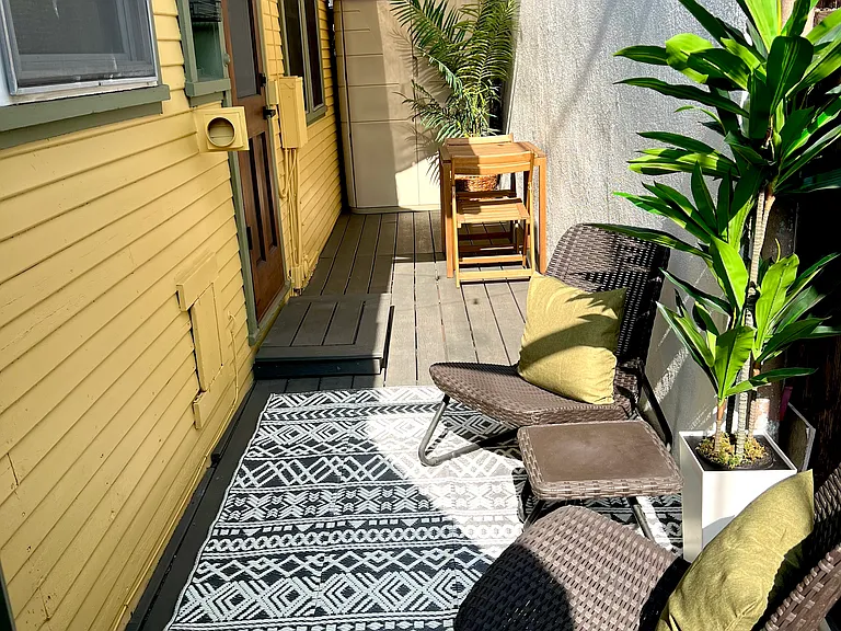 Private back deck w/ storage shed