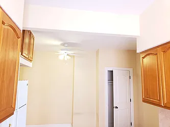 Rented by Roz Khan, LREB