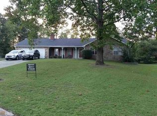 2721 Ravenwood Dr, Snellville, GA 30078