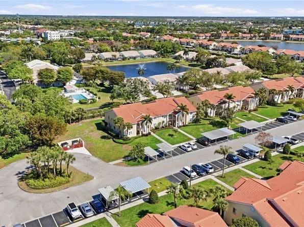 7774 Jewel Ln APT 103, Naples, FL 34109