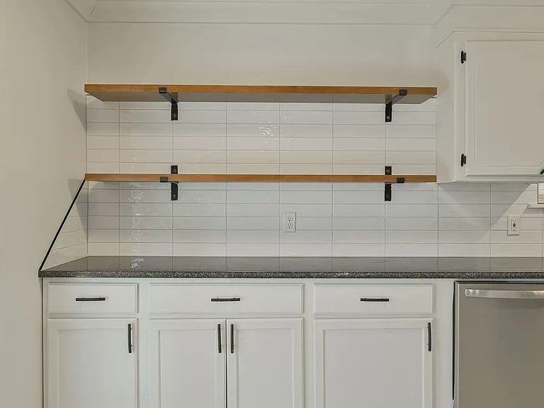 4001 SE 45th St — Photo 5