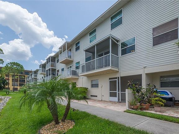 2nd image of 8203 Eagles Park Dr N