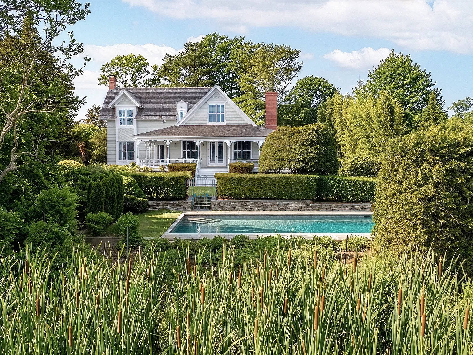 Serene Sag Harbor Village Retreat — Photo 2