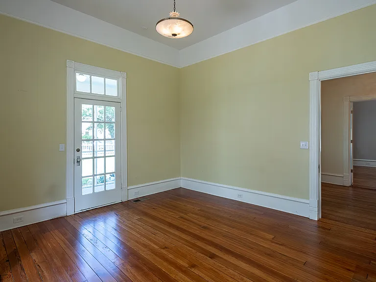 765 Woodland Ave SE — Photo 7