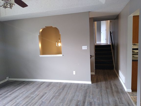 4th image of 5422 Locust Ave