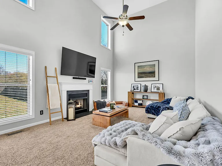 3460 Oak Creek Dr — Photo 13