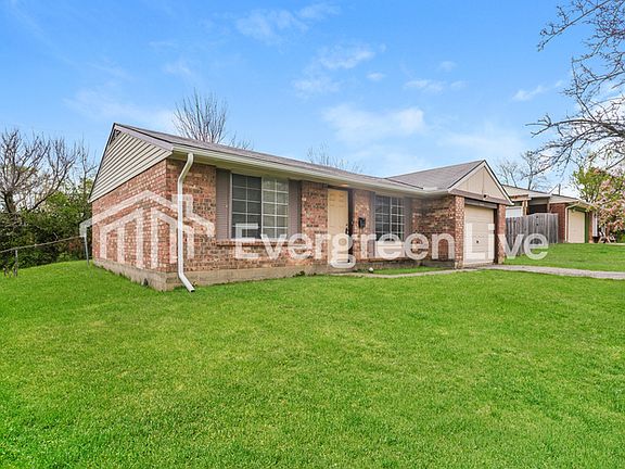 2nd image of 5989 Chatsworth Dr