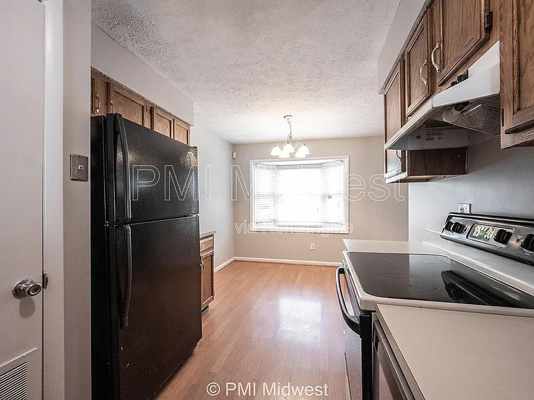 5611 N Rural St — Photo 8