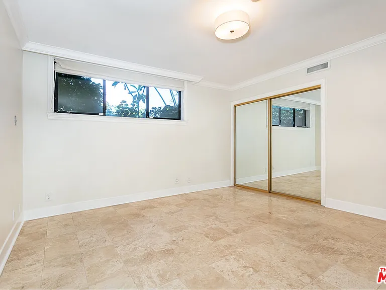 9323 Burton Way #A — Photo 16