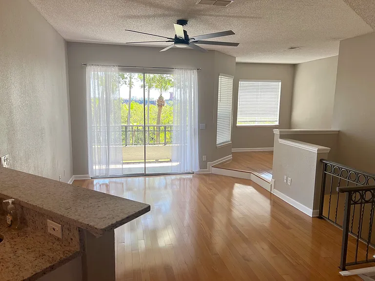 713 Cruise View Dr — Photo 9