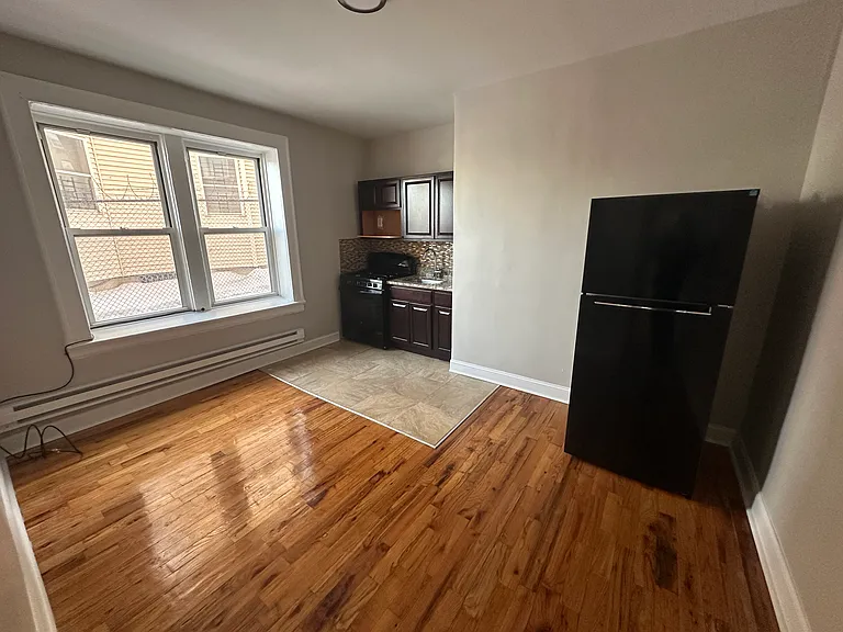 737 Martin Luther King Blvd #14 — Photo 5