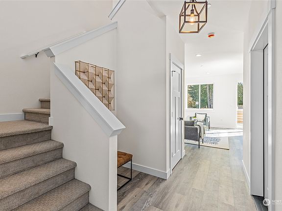 3rd image of 2545 Natola SE Drive