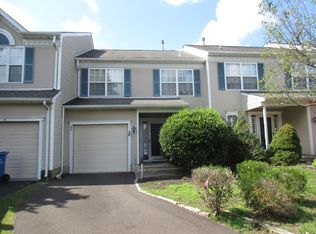 42 Camellia Ct, Newtown, PA 18940