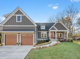 1001 Hawthorne Ln, Waynesboro, VA 22980