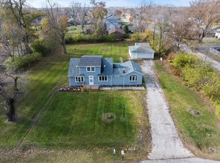 913 Ogden Rd, New Lenox, IL 60451