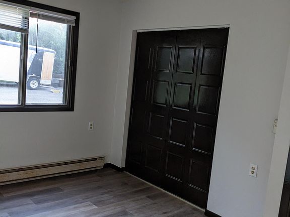 5th image of 300 Hopp Ave #1
