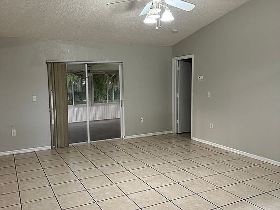 4th image of 6631 Shepherd Oaks St